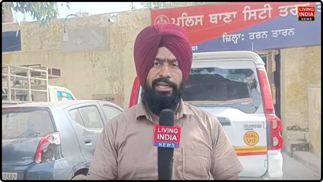 ਤਰਨਤਾਰਨ ਦੇ ਜੰਡਿਆਲਾ ਰੋਡ 'ਤੇ ਸਥਿਤ 'ਅਮਰ ਫਰਨੀਚਰ ਹਾਊਸ' ਵਿਖੇ ਉਸ ਸਮੇਂ ਹੜਕੰਪ ਮੱਚ ਗਿਆ ਜਦੋਂ ਕੁਝ ਅਣਪਛਾਤੇ ਹਮਲਾਵਰਾਂ ਵੱਲੋਂ ਅੰਨ੍ਹੇਵਾਹ ਫਾਇਰਿੰਗ
