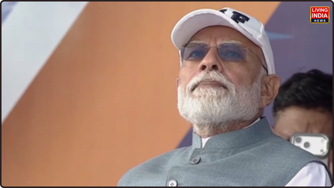 ਪ੍ਰਧਾਨ ਮੰਤਰੀ ਨਰਿੰਦਰ ਮੋਦੀ ਨੇ ਆਪਣੇ ਕਾਸ਼ੀ ਦੌਰੇ ਦੌਰਾਨ ਕਈ ਵਿਕਾਸ ਪ੍ਰੋਜੈਕਟਾਂ ਦੀ ਸ਼ੁਰੂਆਤ ਕੀਤੀ ਅਤੇ ਭਾਰਤੀ ਹਵਾਈ ਸੈਨਾ ਦੇ ਸ਼ਾਨਦਾਰ ਏਅਰ ਸ਼ੋਅ