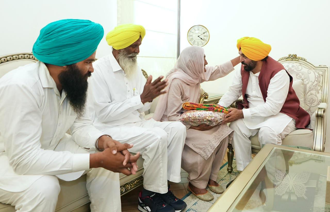 'ਮਾਵਾਂ-ਧੀਆਂ ਸਤਿਕਾਰ ਯੋਜਨਾ
